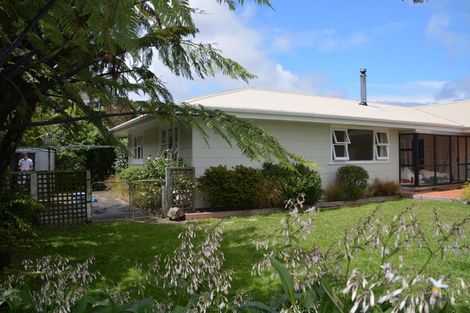 Photo of property in 12 Cheshire Street, Wilton, Wellington, 6012