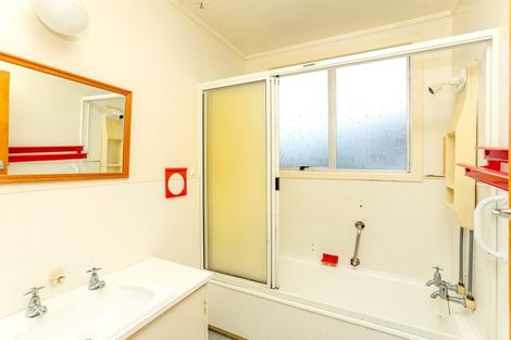 Photo of property in 1/9 Severn Place, Spotswood, New Plymouth, 4310