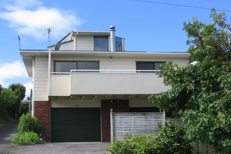 Photo of property in 59 Seaview Road, Castor Bay, Auckland, 0620
