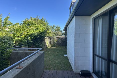 Photo of property in 3a Donald Crescent, Karori, Wellington, 6012