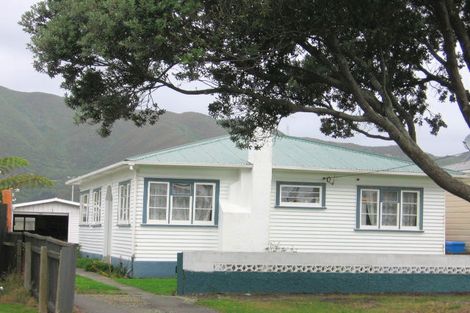Photo of property in 10 Pitt Street, Moera, Lower Hutt, 5010