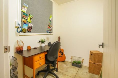 Photo of property in 106 Waimate North Road, Kerikeri, 0293