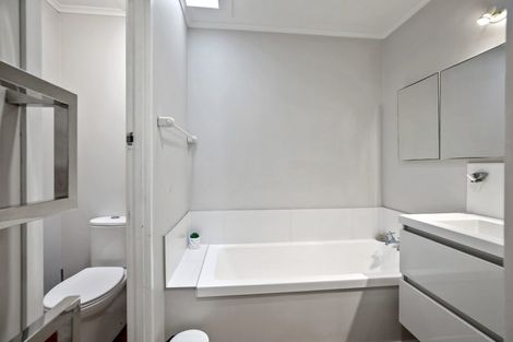 Photo of property in 15 Patui Avenue, Ngarimu Bay, Thames, 3575