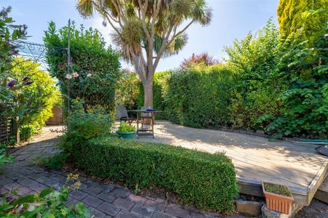 Photo of property in 16 Test Street, South Hill, Oamaru, 9400