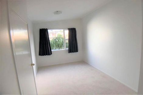 Photo of property in 52 Tiverton Road, Avondale, Auckland, 0600