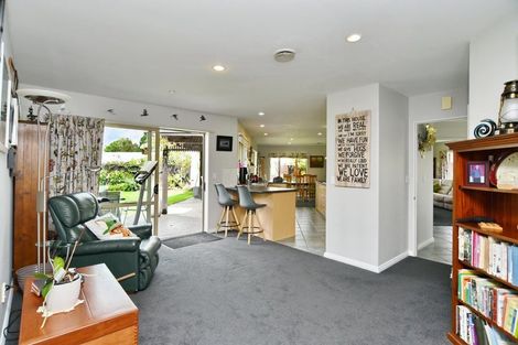 Photo of property in 44 Panckhurst Drive, Woodend, 7610