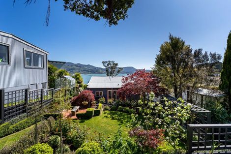 Photo of property in 40 Marine Parade, Macandrew Bay, Dunedin, 9014