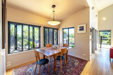 Photo of property in 19 Bella Vista Road, Omiha, Waiheke Island, 1081