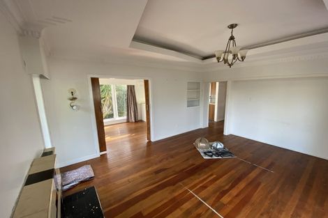 Photo of property in 35 Archibald Road, Kelston, Auckland, 0602