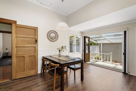 Photo of property in 1/62 Beresford Street, Bayswater, Auckland, 0622