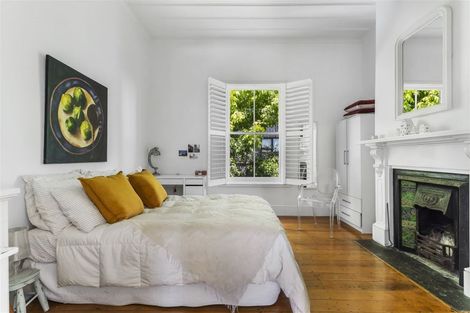 Photo of property in 3/92 Victoria Road, Devonport, Auckland, 0624