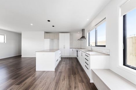 Photo of property in 51 Awatira Drive, Papamoa Beach, Papamoa, 3118