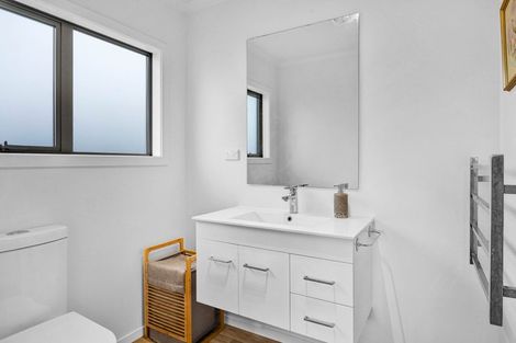 Photo of property in 7 Mercade Close, Stratford, 4332