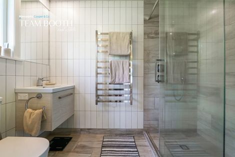 Photo of property in 1/53 Park Road, Glenfield, Auckland, 0629