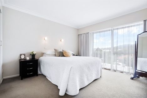 Photo of property in 2/266 Western Hills Drive, Avenues, Whangarei, 0110