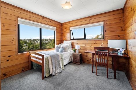 Photo of property in 2/18 Clensmore Place, Torbay, Auckland, 0630