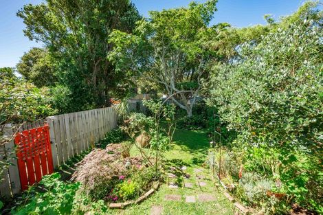 Photo of property in 42 Ruapehu Street, Paraparaumu, 5032