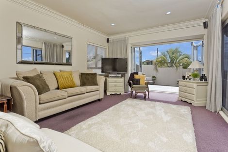 Photo of property in 1/42 Sunrise Avenue, Mairangi Bay, Auckland, 0630