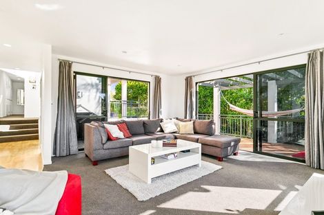 Photo of property in 37 Blue Heron Rise, Stanmore Bay, Whangaparaoa, 0932