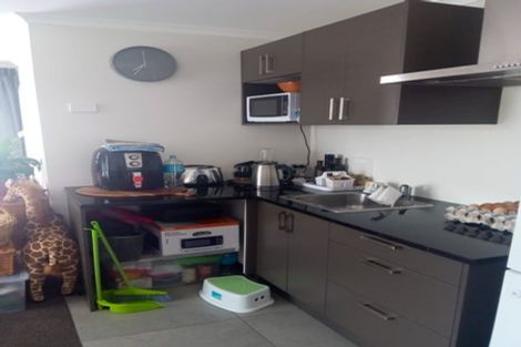 Photo of property in 53 Popokatea Drive, Takanini, 2112