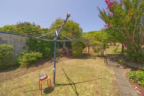 Photo of property in 20 Sullivan Avenue, Mangere Bridge, Auckland, 2022