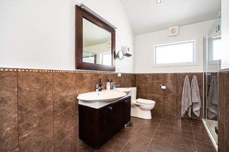 Photo of property in 8 Nevay Road, Karaka Bays, Wellington, 6022