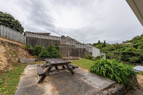 Photo of property in 80 Dowse Drive, Maungaraki, Lower Hutt, 5010