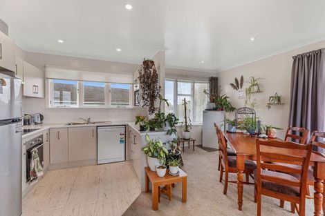 Photo of property in 124 Mount View Road, Bastia Hill, Whanganui, 4500