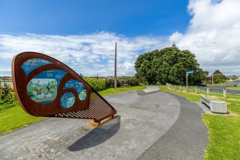 Photo of property in 67a Queen Street, Waitara, 4320