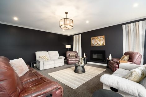 Photo of property in 131 Melksham Drive, Churton Park, Wellington, 6037
