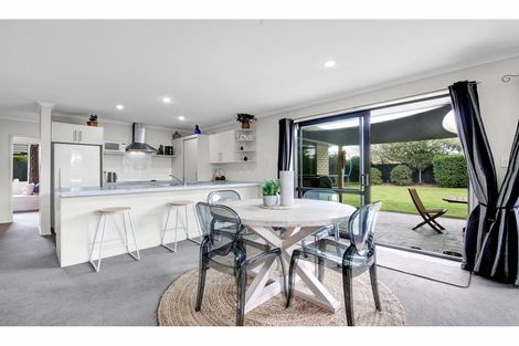 Photo of property in 33 Kotare Avenue, Rangiora, 7400