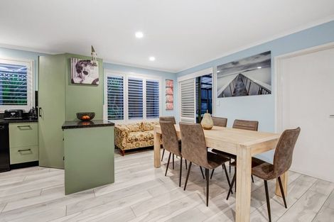 Photo of property in 6 Coral Court, Gulf Harbour, Whangaparaoa, 0930