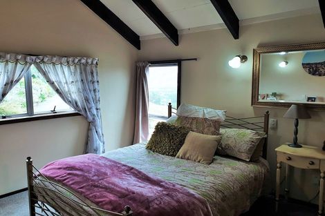 Photo of property in 72 Mountain Road, Western Heights, Rotorua, 3015