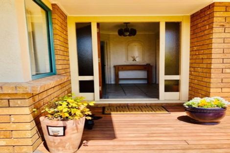 Photo of property in 18 Keppoch Court, Dannemora, Auckland, 2016