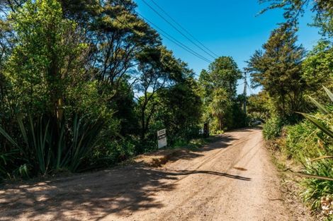 Photo of property in 16 Bella Vista Road, Omiha, Waiheke Island, 1081