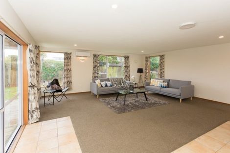 Photo of property in 464 Marine Parade, South New Brighton, Christchurch, 8062