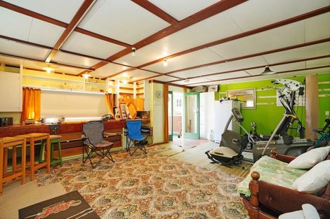 Photo of property in 71 Heywood Street, Grasmere, Invercargill, 9810