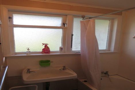 Photo of property in 20 Wilson Street, Pahiatua, 4910