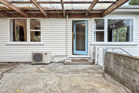 Photo of property in 50 Randwick Road, Northland, Wellington, 6012