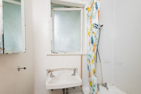 Photo of property in 24 Dalton Street, Outer Kaiti, Gisborne, 4010