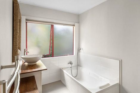 Photo of property in 23 Tui Grove, Paihia, 0200