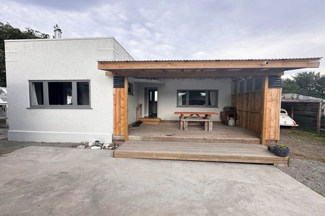 Photo of property in 22 Charles Street, Takapau, 4203