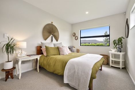 Photo of property in 2 Len Ireland Drive, Kumeu, 0810