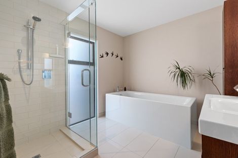 Photo of property in 3 Pine Avenue, Otumoetai, Tauranga, 3110