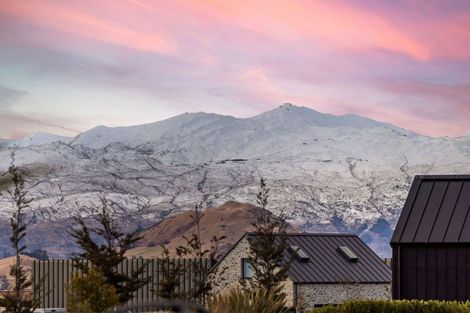 Photo of property in 27 Glenfiddich Road, Jacks Point, Queenstown, 9371