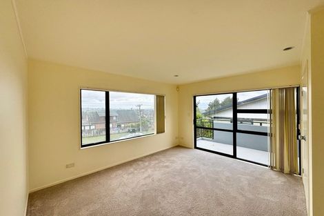 Photo of property in 2b Spencer Road, Pinehill, Auckland, 0632