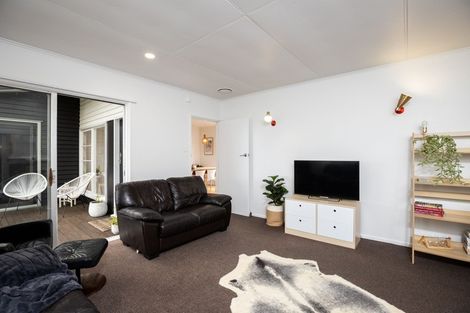 Photo of property in 315 Frankley Road, Ferndale, New Plymouth, 4310