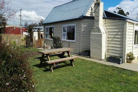 Photo of property in 25 School Road, Riwaka, Motueka, 7198