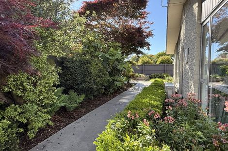 Photo of property in 5 Beaumaris Place, Sockburn, Christchurch, 8042