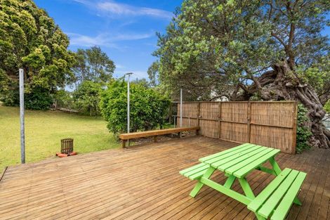 Photo of property in 10 Omutu Street, Oakura, Hikurangi, 0184